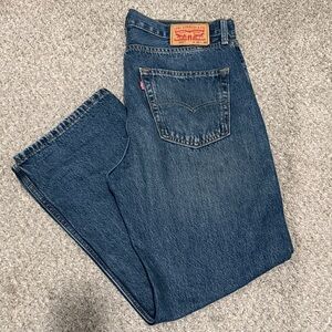 Levi's Men's 565 Loose Straight Jeans in Dark Blue Denim